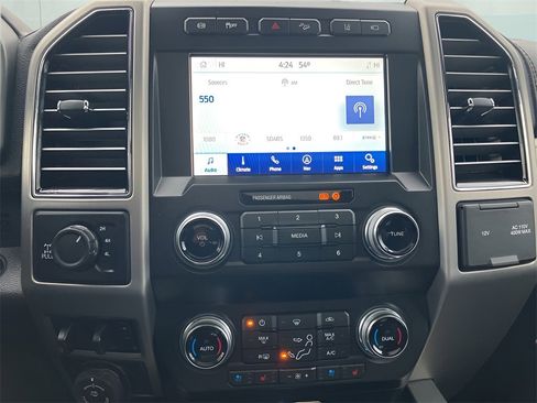 Used 2021 Ford F250 Platinum w/ FX4 Off-Road Package image 26