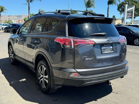 Used 2018 Toyota RAV4 LE w/ All Weather Liner Package FWD image 7