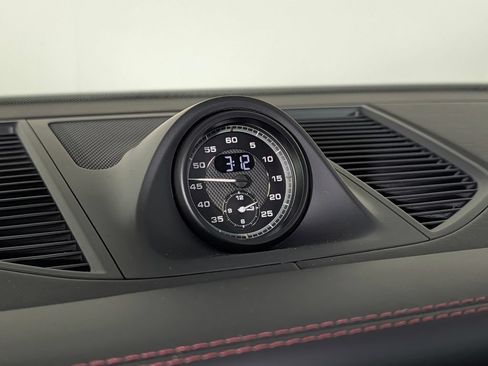 New 2026 Porsche Macan GTS AWD/4WD image 31