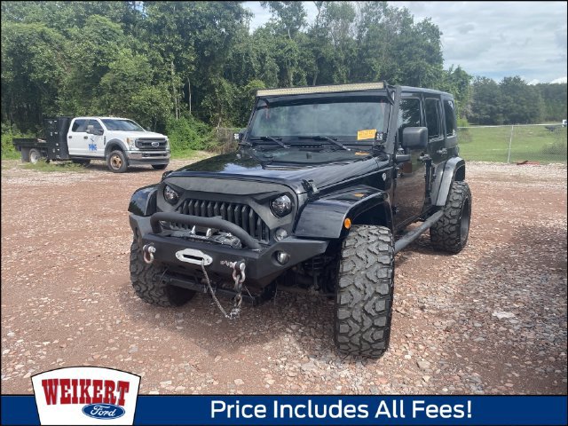 Used 2017 Jeep Wrangler Unlimited Sahara w/ Max Tow Package AWD/4WD image 1