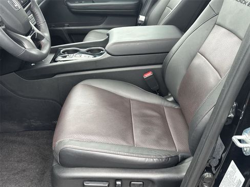 Used 2026 Honda Ridgeline Black Edition image 12