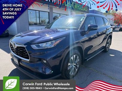 Used 2020 Toyota Highlander XLE