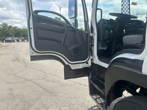 New 2026 Chevrolet Low Cab Forward 6500XD RWD image 11