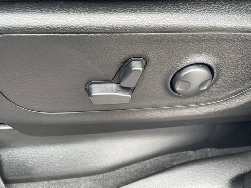 Used 2024 RAM 1500 Big Horn AWD/4WD image 15