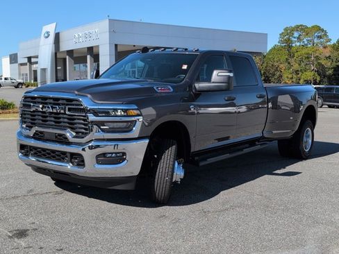 New 2026 RAM 3500 Tradesman image 11