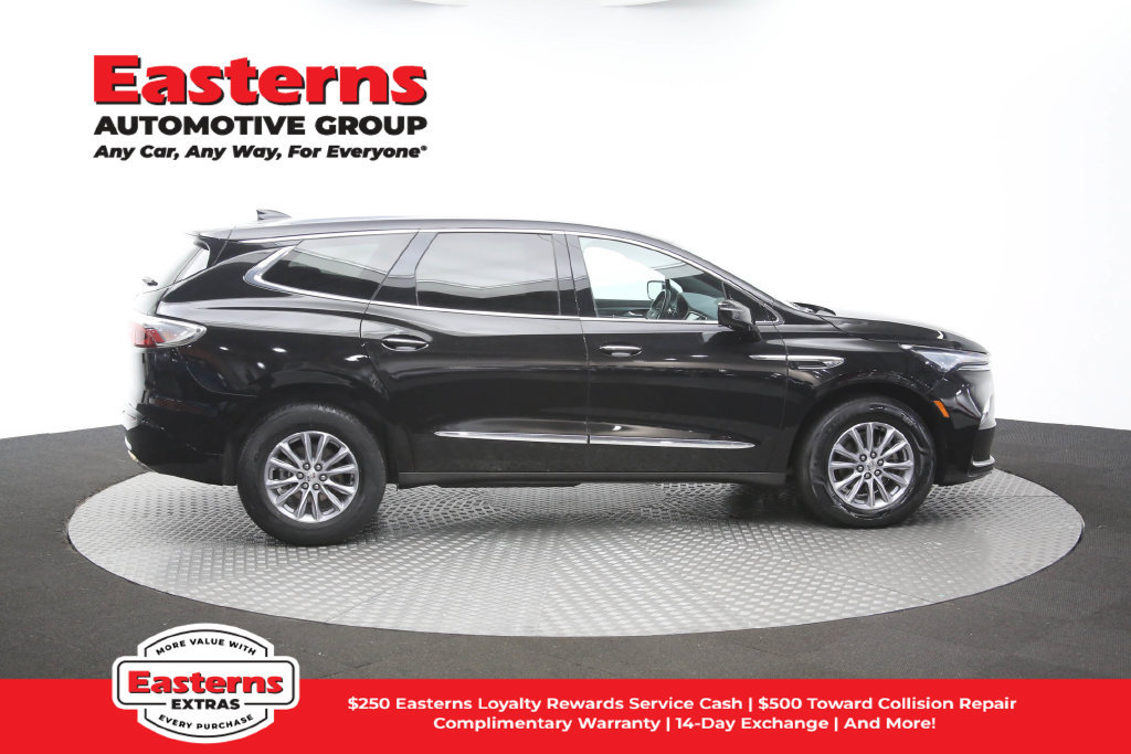 Used 2023 Buick Enclave Essence AWD/4WD image 47
