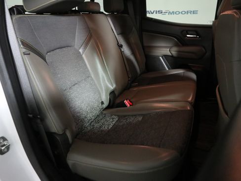 Used 2024 Chevrolet Colorado ZR2 w/ Safety Package AWD/4WD image 51