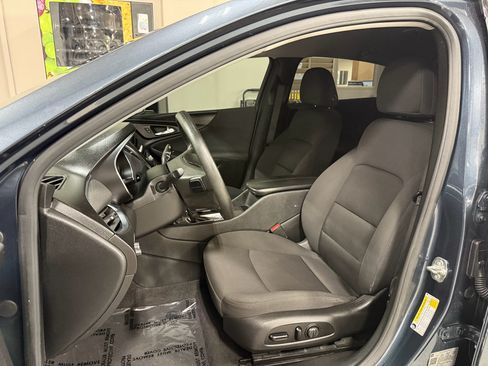 Used 2020 Chevrolet Malibu LT FWD image 10