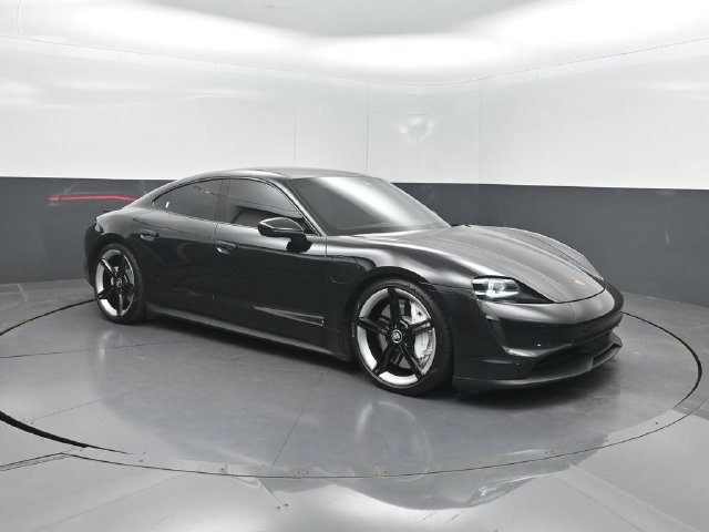 Used 2020 Porsche Taycan 4S AWD/4WD image 35