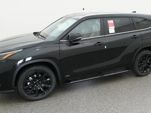 New 2026 Toyota Highlander XLE AWD/4WD image 5