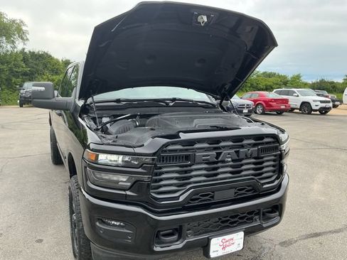 New 2026 RAM 2500 Big Horn AWD/4WD image 11