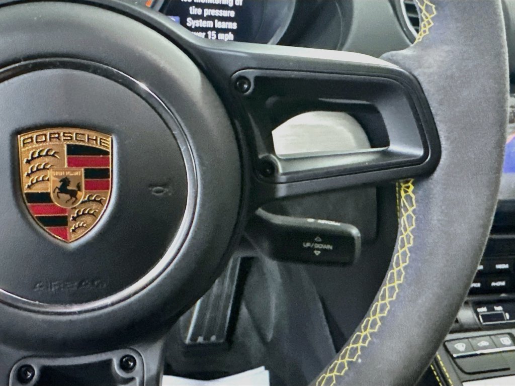 Used 2020 Porsche 718 Cayman GT4 RWD image 13