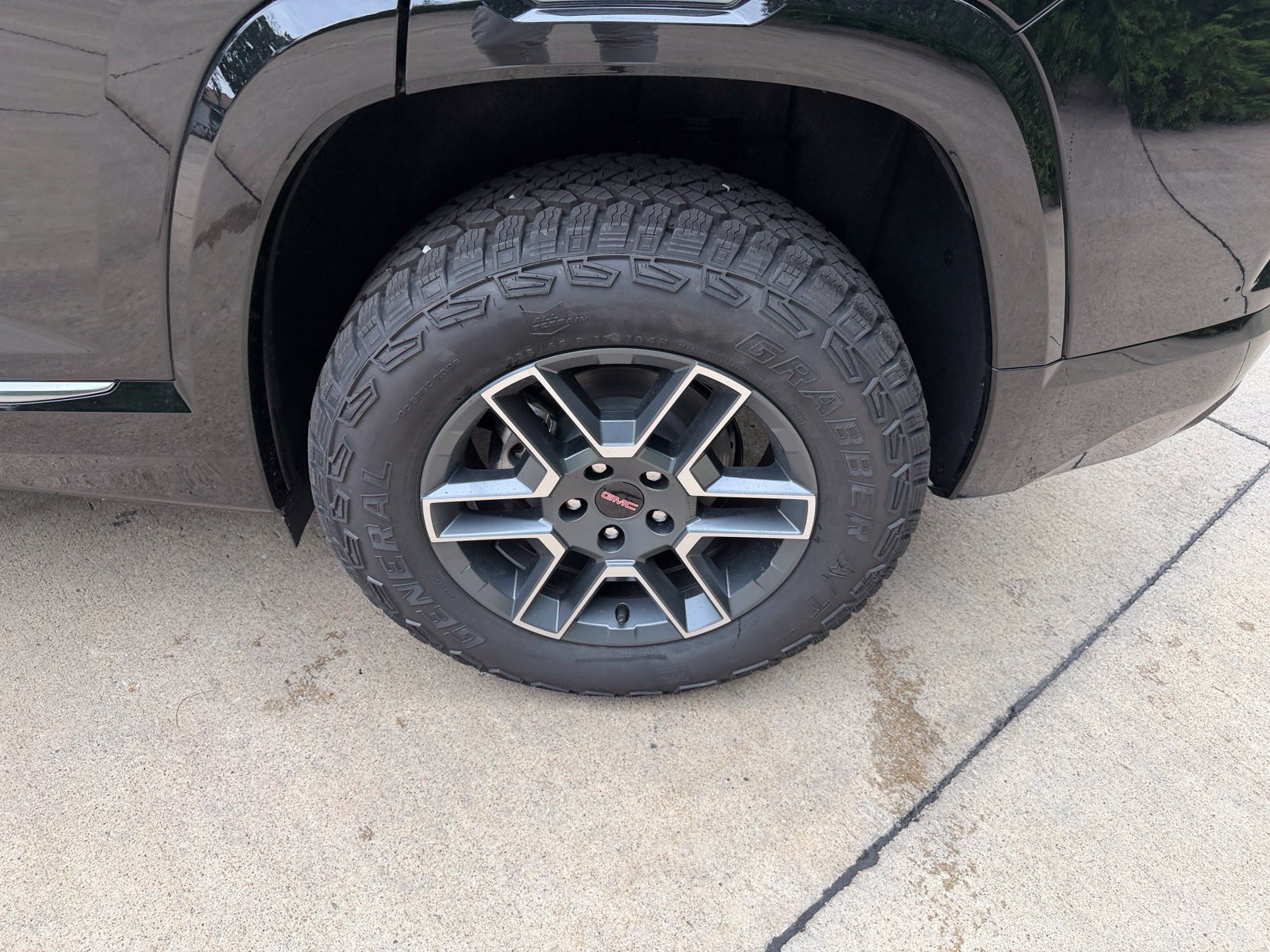 New 2027 GMC Terrain AT4 w/ Convenience Package III AWD/4WD image 38