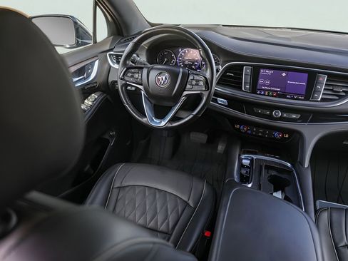 Used 2023 Buick Enclave Avenir w/ Avenir Technology Package image 31