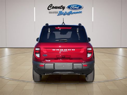 New 2025 Ford Bronco Sport Outer Banks w/ Outer Banks Tech Package+ image 11