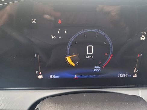 Used 2026 Chevrolet Trax LT FWD image 19