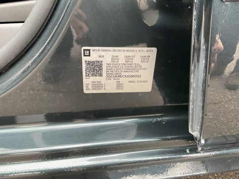 Used 2018 Chevrolet Silverado 1500 LT w/ All Star Edition image 34