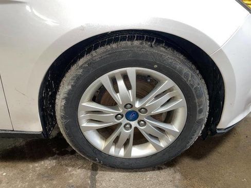 Used 2012 Ford Focus SEL image 19