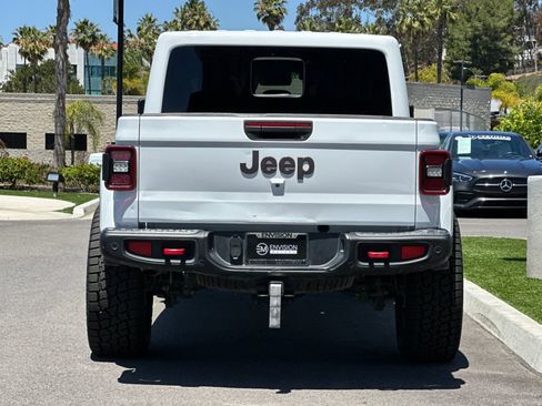 Used 2020 Jeep Gladiator Rubicon AWD/4WD image 4