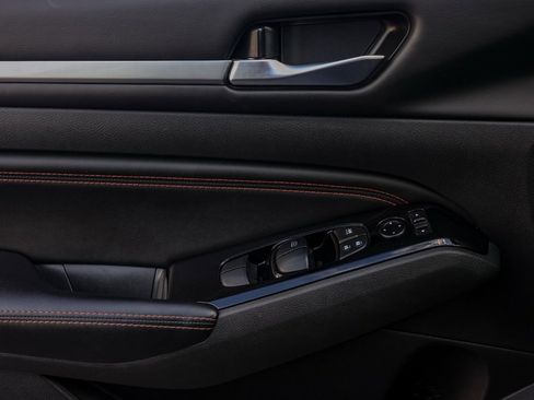 Certified 2023 Nissan Altima 2.5 SR image 23