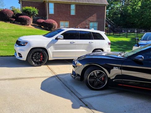 Used 2017 Jeep Grand Cherokee SRT w/ Trailer Tow Group IV AWD/4WD image 32