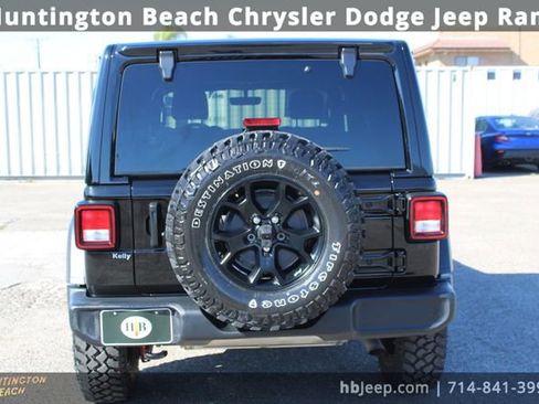 Used 2021 Jeep Wrangler Unlimited Willys image 5