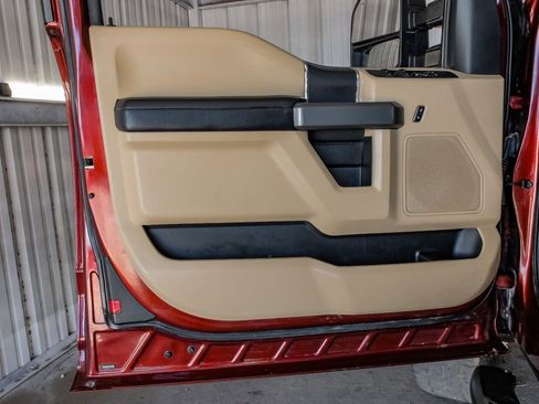Used 2017 Ford F250 XLT AWD/4WD image 45