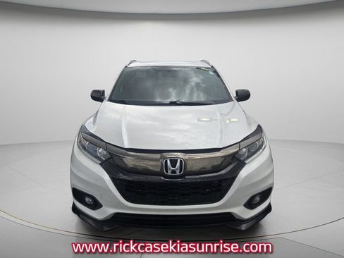 Used 2021 Honda HR-V Sport image 3