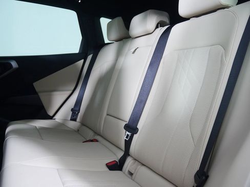 Used 2025 BMW X3 M50 w/ Premium Package image 17