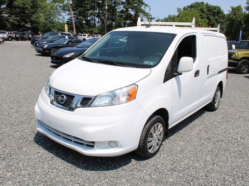 Used 2017 Nissan NV200 SV w/ Technology Package FWD image 2