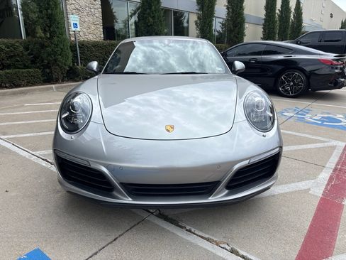 Used 2017 Porsche 911 Carrera S RWD image 3