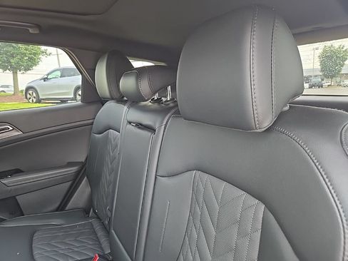 Certified 2024 Kia Sportage X-Line w/ X-Line Premium Package AWD/4WD image 32