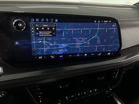 Used 2025 Chevrolet Tahoe RST image 13