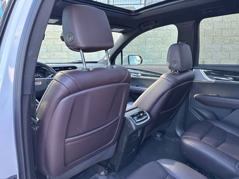 Used 2023 Cadillac XT6 Premium Luxury w/ Technology Package image 28