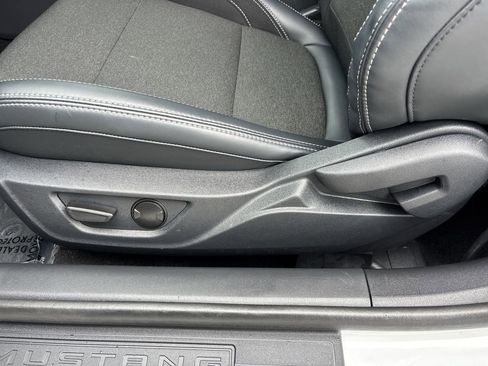 Used 2024 Ford Mustang Coupe RWD image 18