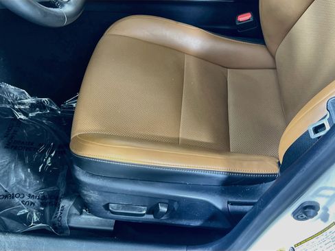 Used 2021 Lexus IS 300 AWD image 19