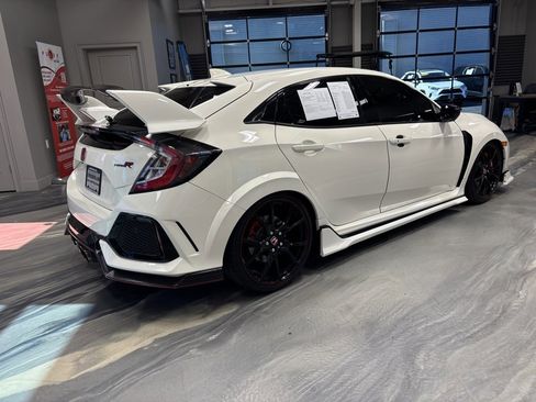 Used 2017 Honda Civic Type R image 29