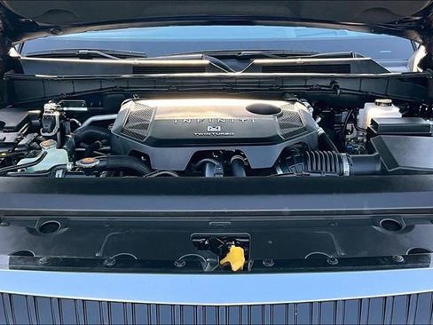 Used 2025 INFINITI QX80 Sensory AWD/4WD image 29