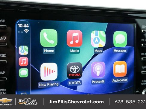 Used 2020 Toyota Highlander XLE image 14