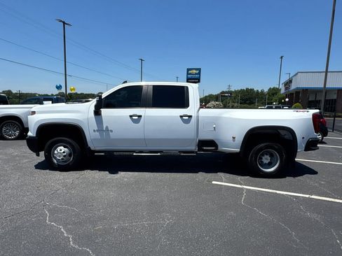 Used 2025 Chevrolet Silverado 3500 W/T w/ WT Convenience Package AWD/4WD image 9
