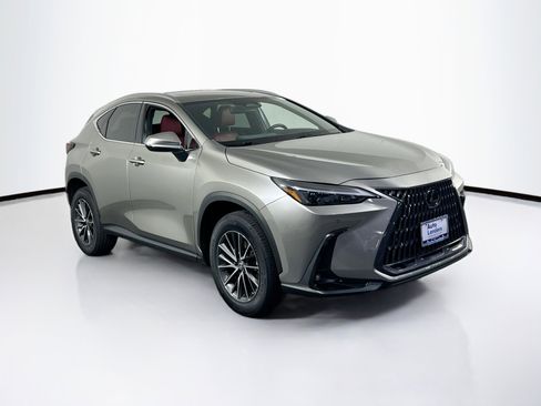 Used 2023 Lexus NX 350 AWD image 3