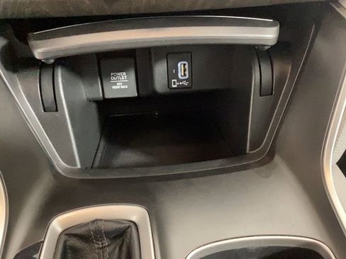 Used 2018 Honda Accord EX image 27