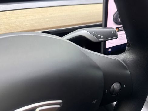 Used 2020 Tesla Model Y Long Range AWD/4WD image 57