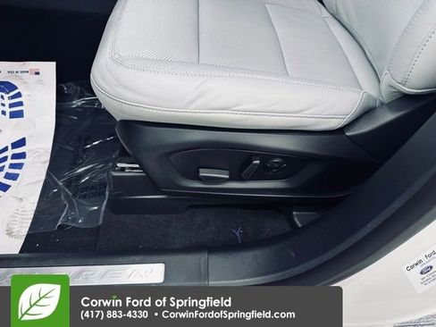 New 2026 Ford Explorer Platinum w/ LUX Leather Package image 44