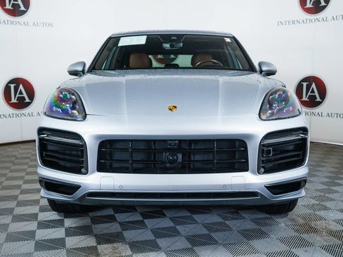 Used 2023 Porsche Cayenne AWD/4WD image 2