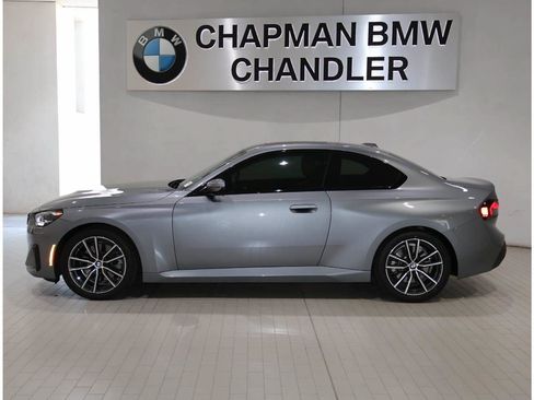 Certified 2026 BMW 230i Coupe w/ Convenience Package RWD image 3