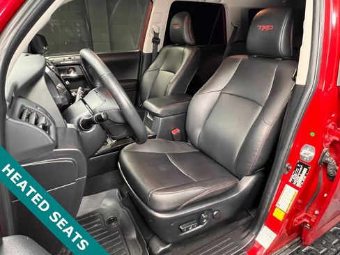 Used 2023 Toyota 4Runner TRD Off-Road Premium image 3