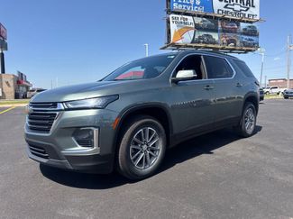 Used 2023 Chevrolet Traverse LT FWD video 2