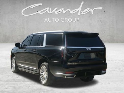 Certified 2022 Cadillac Escalade ESV Premium Luxury image 5