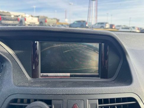 Used 2013 Mercedes-Benz E 350 4MATIC Coupe image 15